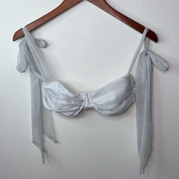 Beach Riot White Bikini - Picture 6 of 8